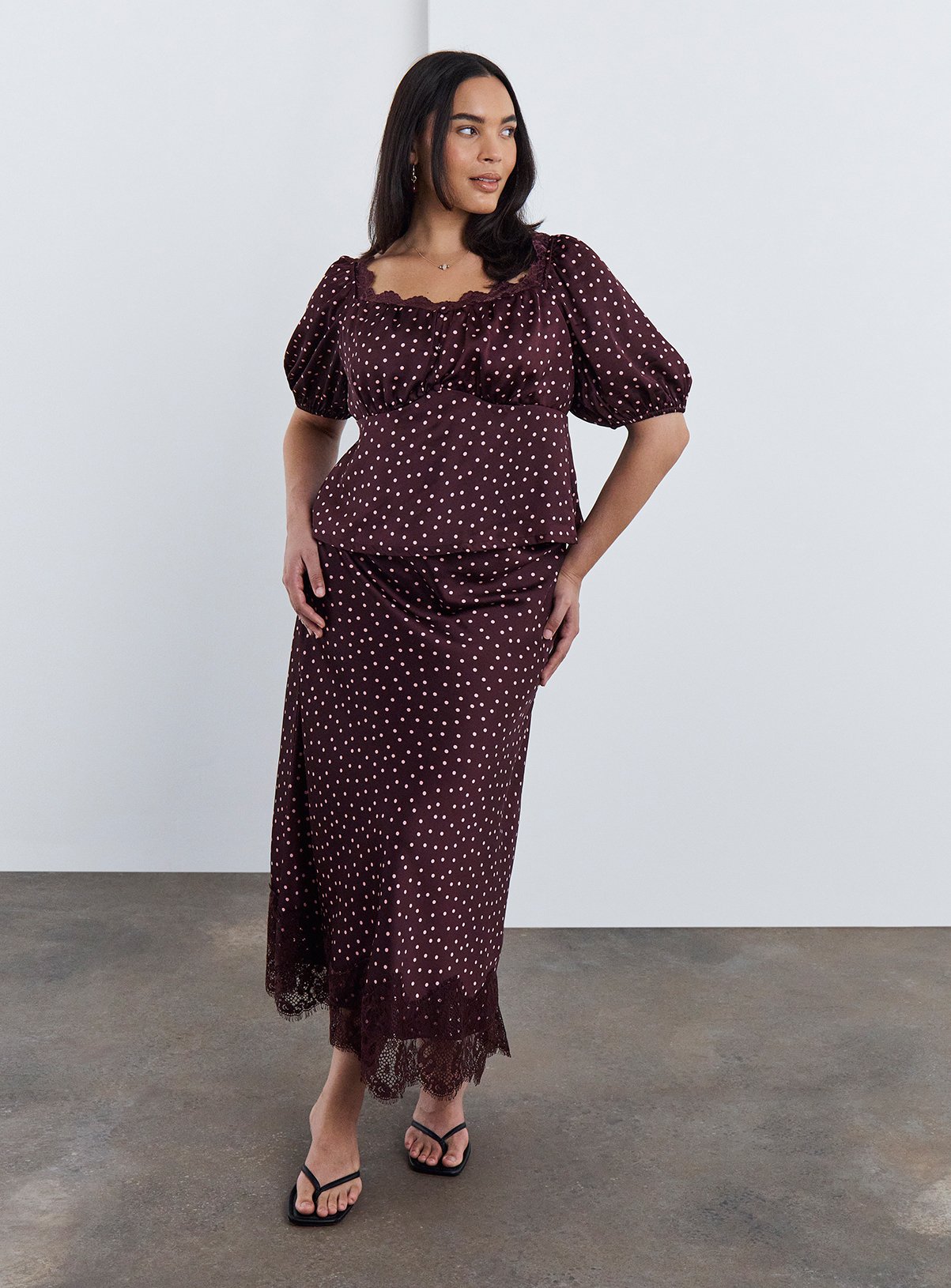 SIMPLY BE Burgundy Spot Midaxi Skirt 26 - Image 3 thumbnail